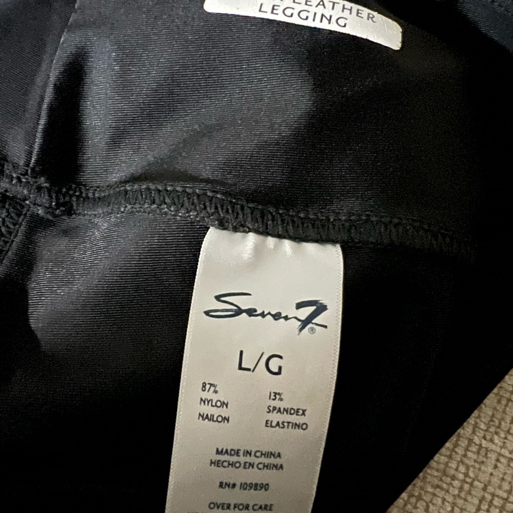 Seven7 Faux Leather leggings - Picture 4 of 8